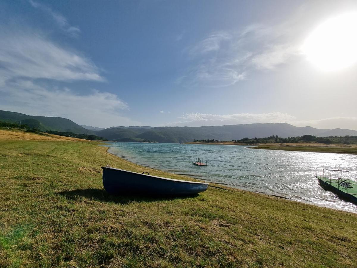 Apartmani Markesic Ramsko Jezero Prozor Exterior photo